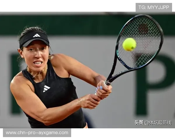 网球暴怒砸拍被警告：激烈情绪背后的心理战与应对之道